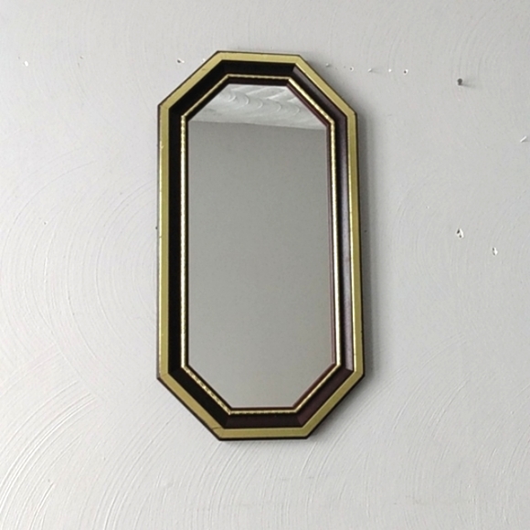 Home Interiors Octagon Mahogany gold accents mirror - Picture 3 of 15